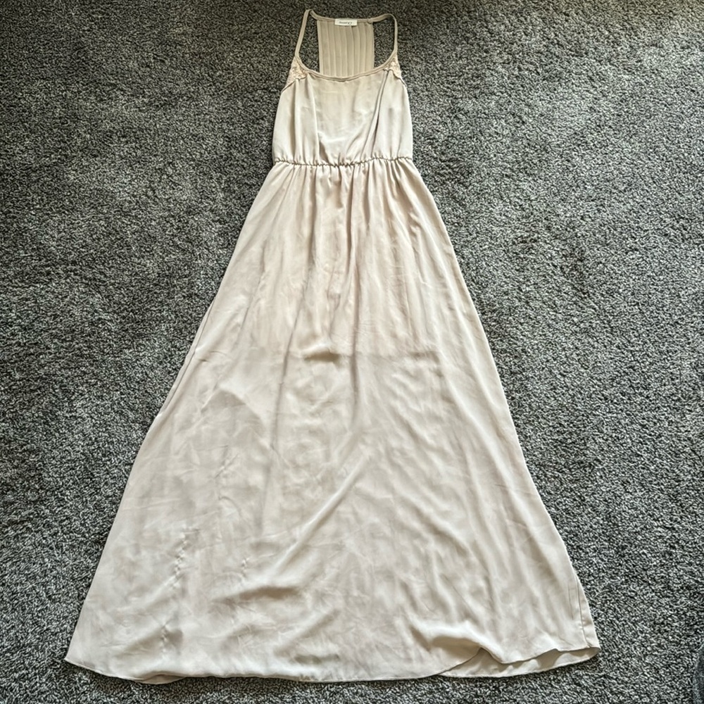 January 7 Gorgeous Maxi Dress Size Medium